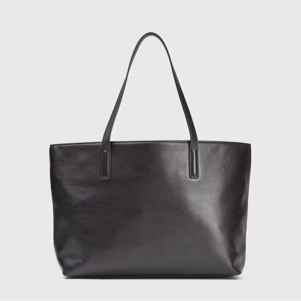 Quince Italian Leather Tote - Picture 6 of 7